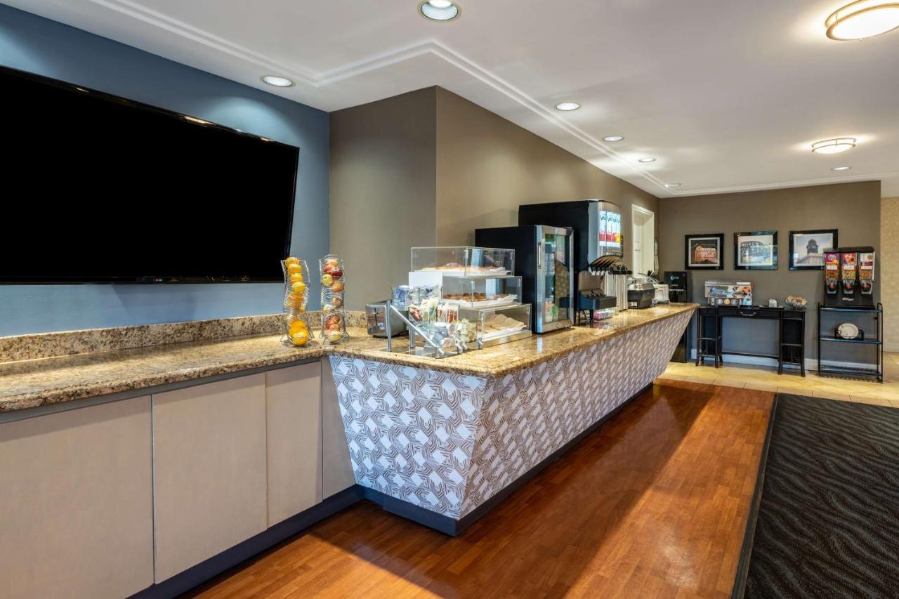 Surestay Plus Hotel By Best Western Маунтин-Вью Экстерьер фото